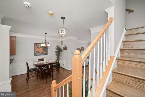 Entry Way - 1906 E Fort Ave, Baltimore, MD 21230 photo 8 of 13