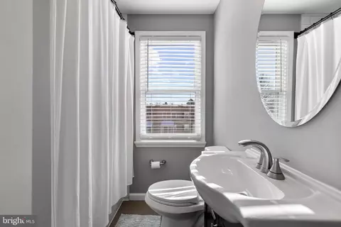 Bath - 1002 W 43rd St, Baltimore, MD 21211 photo 1 of 3