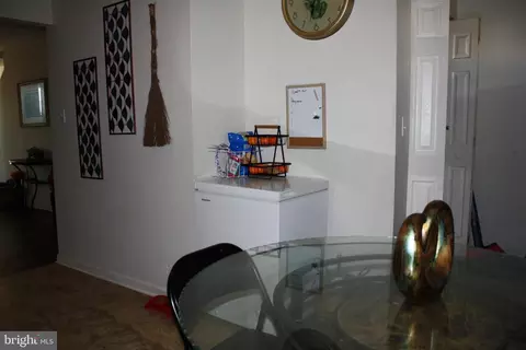 Entry Way - 700 Cumberland St, Baltimore, MD 21217 photo 7 of 11