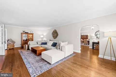 Other - 103 Saint Dunstans Rd, Baltimore, MD 21212 photo 2 of 17