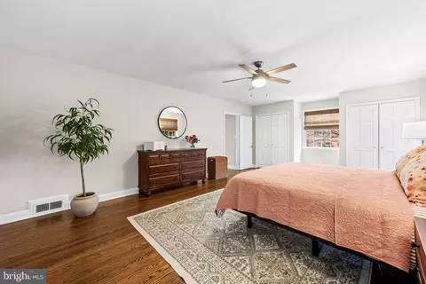 Bedroom - 103 Saint Dunstans Rd, Baltimore, MD 21212 photo 3 of 9