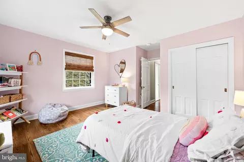 Bedroom - 103 Saint Dunstans Rd, Baltimore, MD 21212 photo 7 of 9