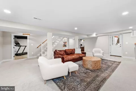 Other - 103 Saint Dunstans Rd, Baltimore, MD 21212 photo 8 of 17