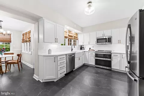Kitchen - 103 Saint Dunstans Rd, Baltimore, MD 21212 photo 1 of 5