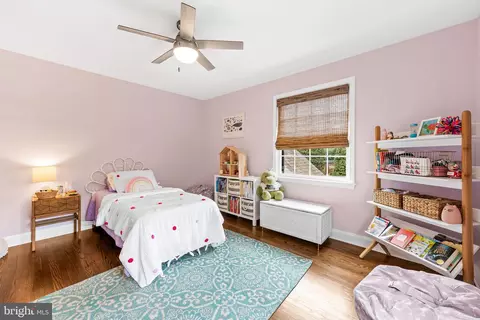 Bedroom - 103 Saint Dunstans Rd, Baltimore, MD 21212 photo 6 of 9