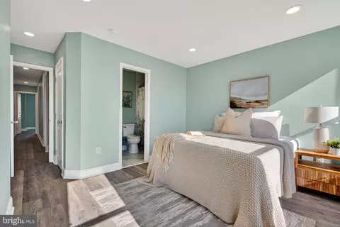 Bedroom - 2430 E Lafayette Ave, Baltimore, MD 21213 photo 2 of 5