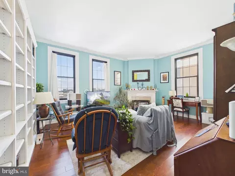 Living - 1 E Chase St #412, Baltimore, MD 21202 photo 2 of 5