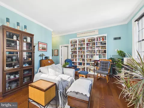 Living - 1 E Chase St #412, Baltimore, MD 21202 photo 3 of 5