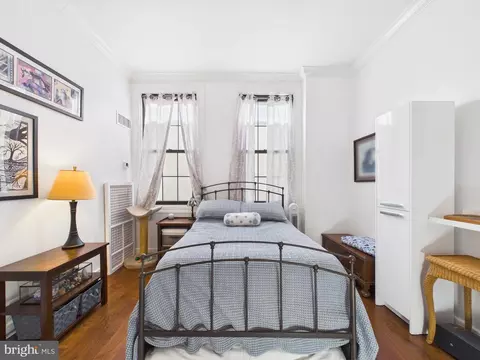 Bedroom - 1 E Chase St #412, Baltimore, MD 21202 photo 9 of 9