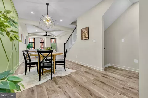 704 E 20th St, Baltimore, MD 21218