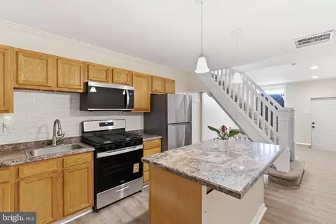 224 S Haven St, Baltimore, MD 21224