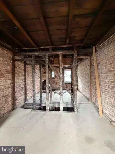 Entry Way - 1604 Lemmon St, Baltimore, MD 21223 photo 6 of 9