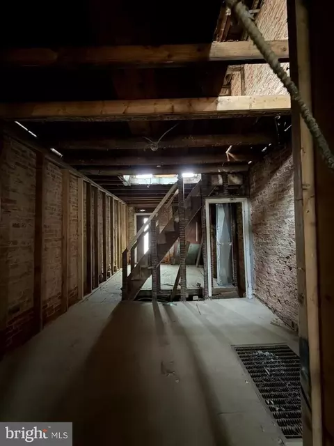 Entry Way - 1604 Lemmon St, Baltimore, MD 21223 photo 4 of 9