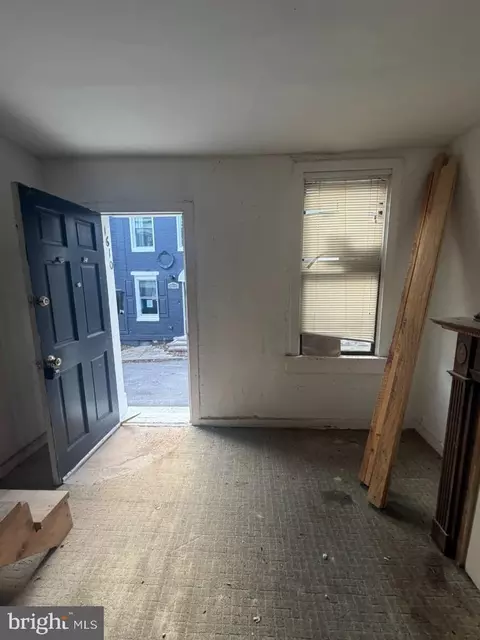 Entry Way - 1610 Lemmon St, Baltimore, MD 21223 photo 3 of 16