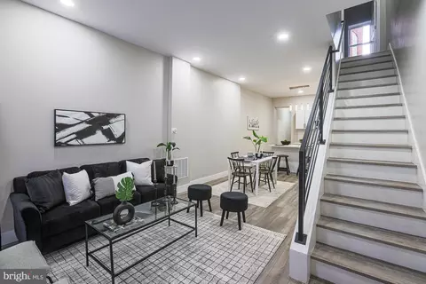 1728 Ruxton Ave, Baltimore, MD 21216