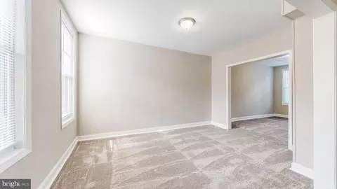 Living - 812 Mccabe Ave, Baltimore, MD 21212 photo 1 of 2