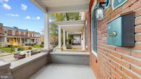 Exterior - 812 Mccabe Ave, Baltimore, MD 21212 photo 2 of 3