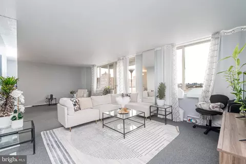 1 E University Pkwy #805, Baltimore, MD 21218
