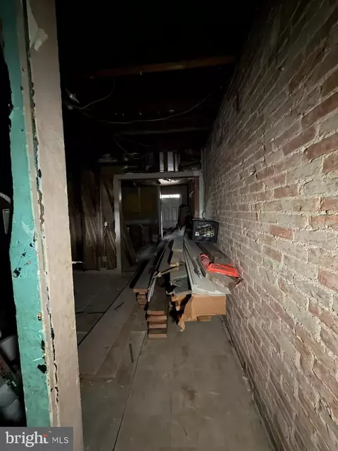 Entry Way - 1608 Lemmon St, Baltimore, MD 21223 photo 4 of 12