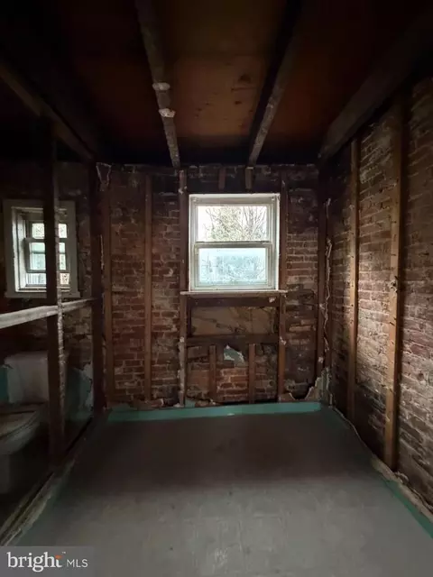 Entry Way - 1608 Lemmon St, Baltimore, MD 21223 photo 10 of 12