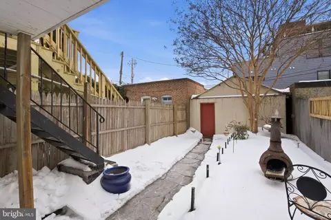 Exterior - 2205 E Pratt St, Baltimore, MD 21231 photo 4 of 5
