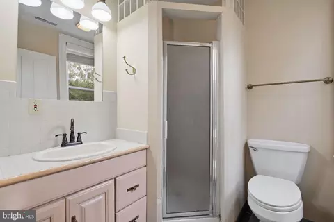 Bath - 2205 E Pratt St, Baltimore, MD 21231 photo 2 of 5