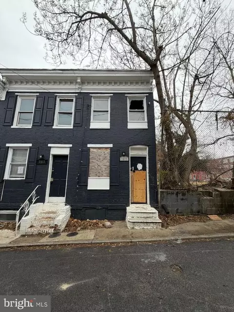 1613 Lemmon St, Baltimore, MD 21223