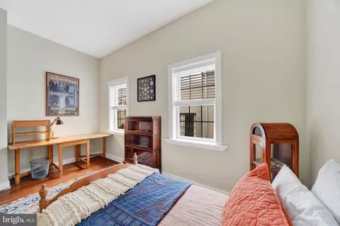 Bedroom - 728 S Durham St, Baltimore, MD 21231 photo 3 of 4