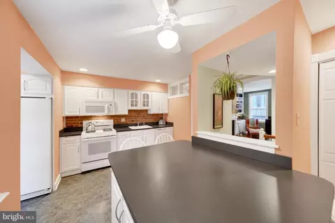 Kitchen - 728 S Durham St, Baltimore, MD 21231 photo 4 of 5