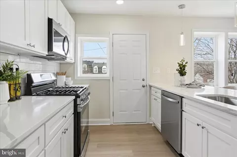 Kitchen - 1432 Walker Ave, Baltimore, MD 21239 photo 3 of 4