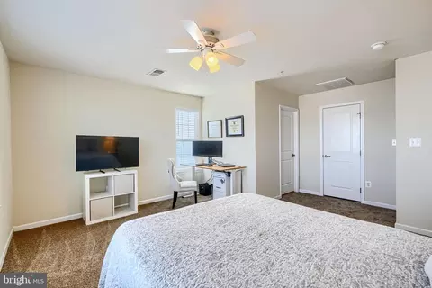 Bedroom - 735 S Macon St, Baltimore, MD 21224 photo 3 of 3
