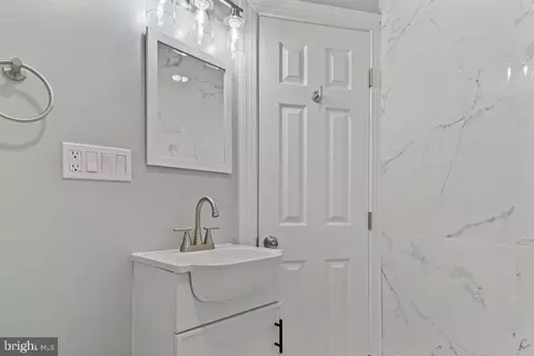 Bath - 300 Denison St, Baltimore, MD 21229 photo 3 of 3