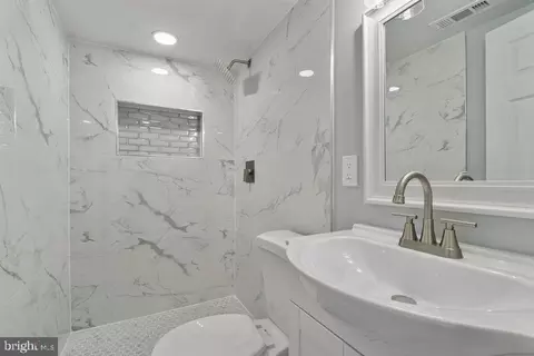 Bath - 300 Denison St, Baltimore, MD 21229 photo 1 of 3