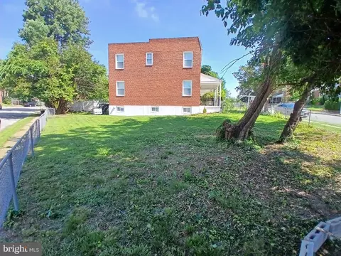 Exterior - 300 Denison St, Baltimore, MD 21229 photo 3 of 3