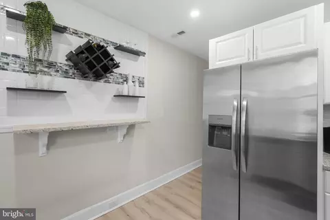 Entry Way - 832 W 35th St, Baltimore, MD 21211 photo 6 of 6