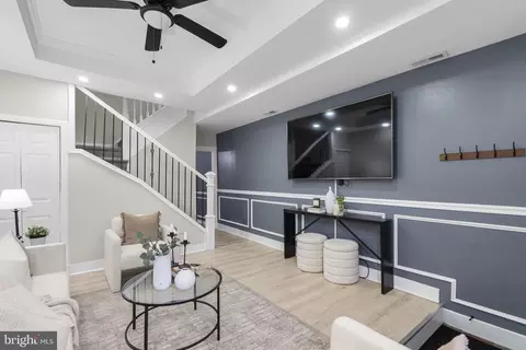Entry Way - 832 W 35th St, Baltimore, MD 21211 photo 1 of 6
