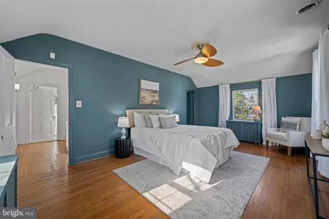 Bedroom - 2803 Manhattan Ave, Baltimore, MD 21215 photo 2 of 4