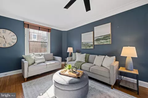 Living - 2803 Manhattan Ave, Baltimore, MD 21215 photo 1 of 3