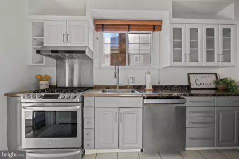 Kitchen - 2803 Manhattan Ave, Baltimore, MD 21215 photo 2 of 2