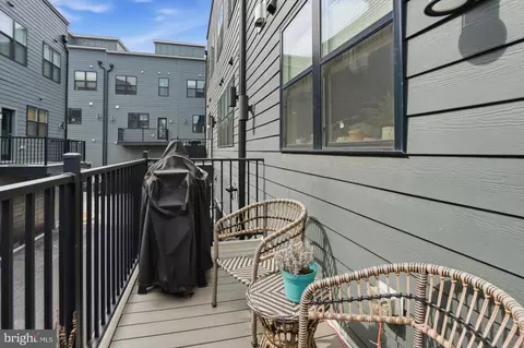 4005 Harmony Ct, Baltimore, MD 21224 photo 8