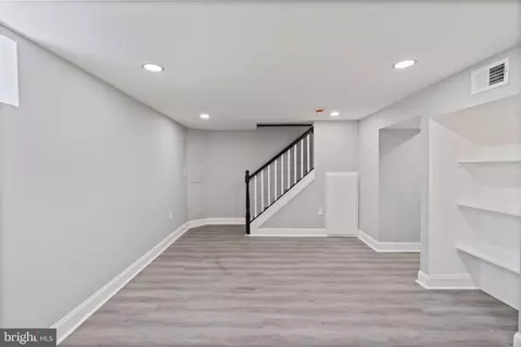 Living - 402 Croydon Rd, Baltimore, MD 21212 photo 8 of 10