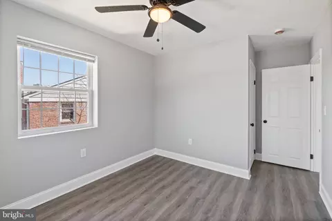 Bedroom - 402 Croydon Rd, Baltimore, MD 21212 photo 2 of 2