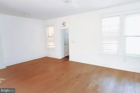 Living - 3716 Edmondson Ave, Baltimore, MD 21229 photo 5 of 7