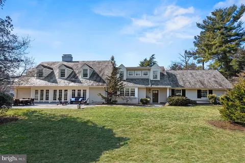 10 Overhill Rd, Baltimore, MD 21210