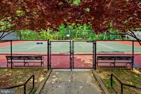 View/Area - 4 Cross Keys Rd #4E, Baltimore, MD 21210 photo 1 of 1