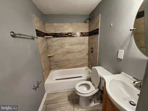 819 Aisquith St, Baltimore, MD 21202 photo 17