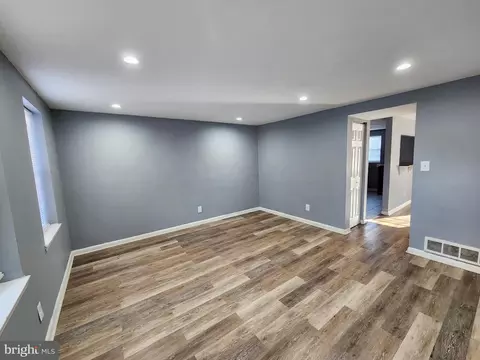 819 Aisquith St, Baltimore, MD 21202 photo 3