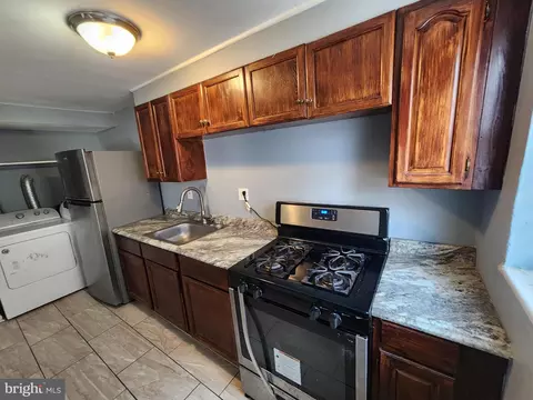 819 Aisquith St, Baltimore, MD 21202 photo 8