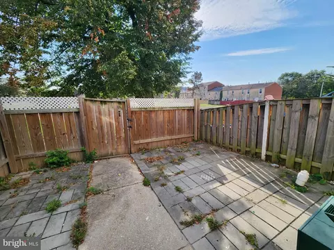 819 Aisquith St, Baltimore, MD 21202 photo 20