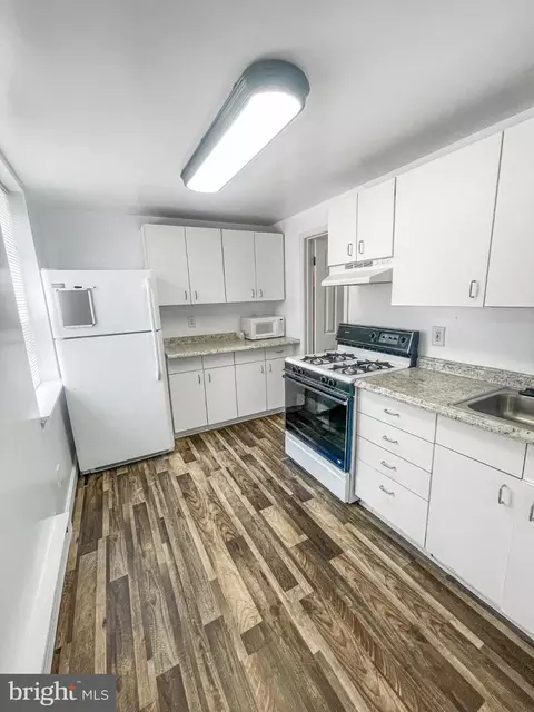 Kitchen - 1436 Light St, Baltimore, MD 21230 photo 2 of 3